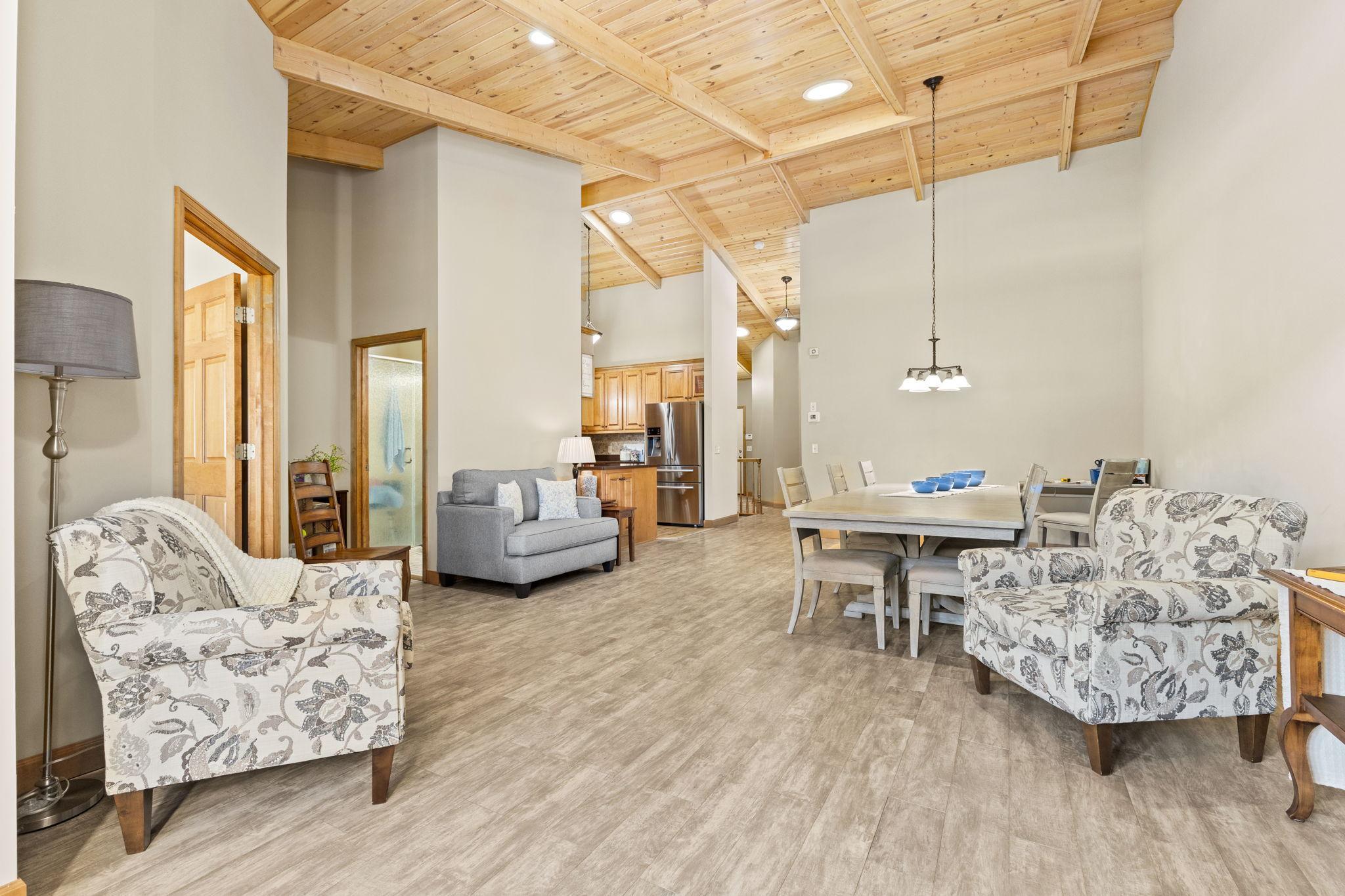 2603 Margaret Street N