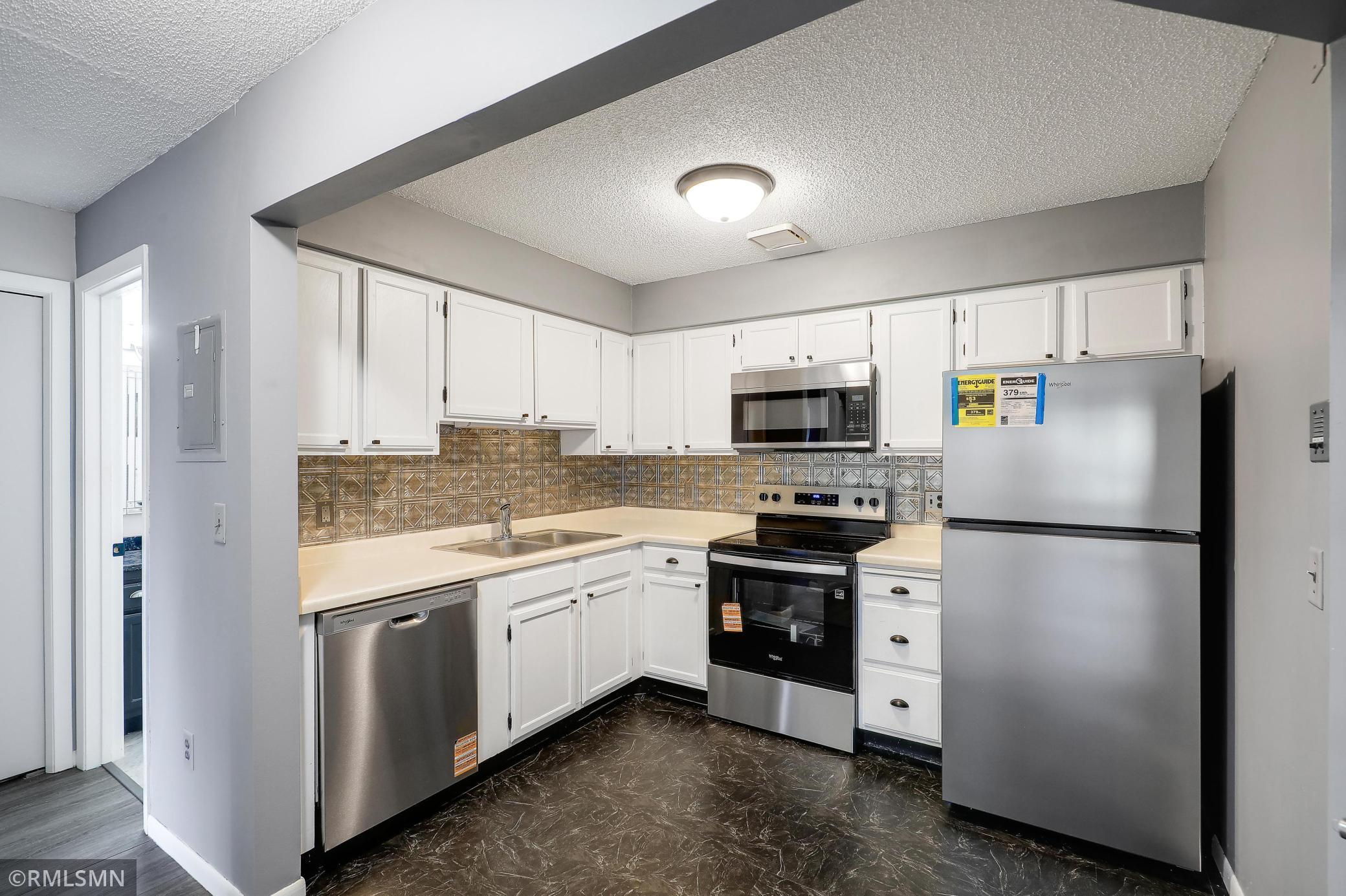 1011 41st Avenue NE 306