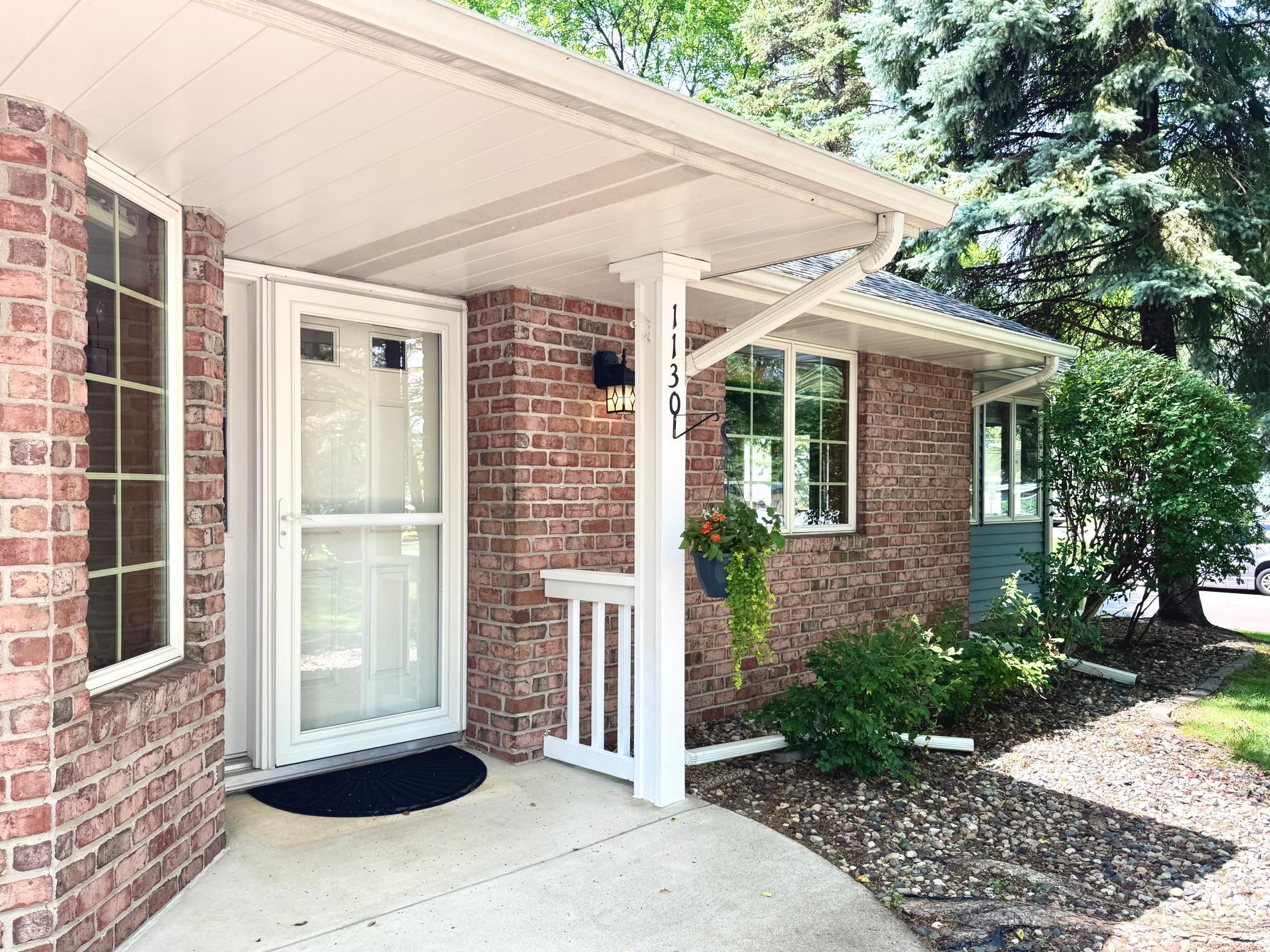 1130 Rose Place