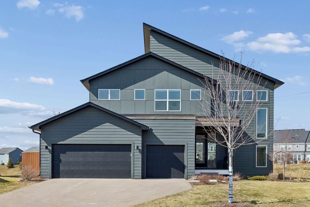 Photo of 5028 Airlake Draw, Woodbury, MN 55129 (MLS # 7046996)