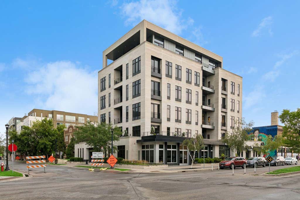Photo of 3041 Holmes Avenue S #302, Minneapolis, MN 55408 (MLS # 7042687)