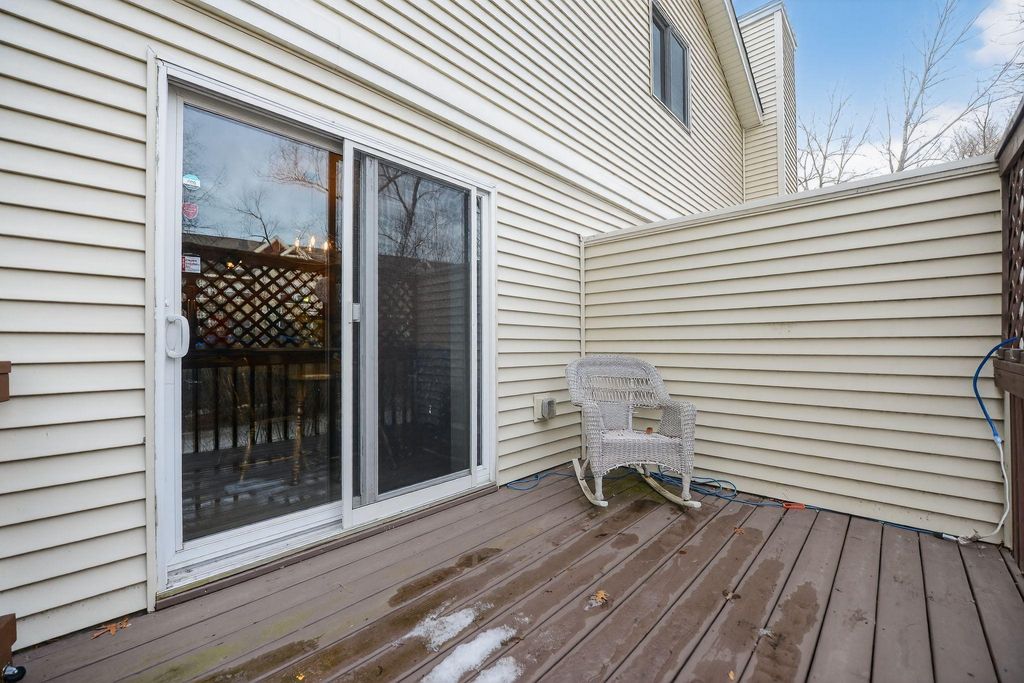 Photo of 7040 49th Street N, Oakdale, MN 55128 (MLS # 7026813)