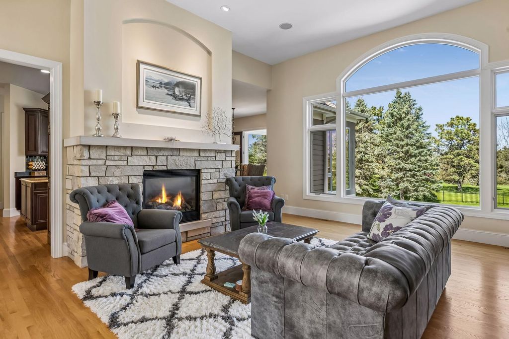 Photo of 9251 Wedgewood Point, Woodbury, MN 55125 (MLS # 7068574)