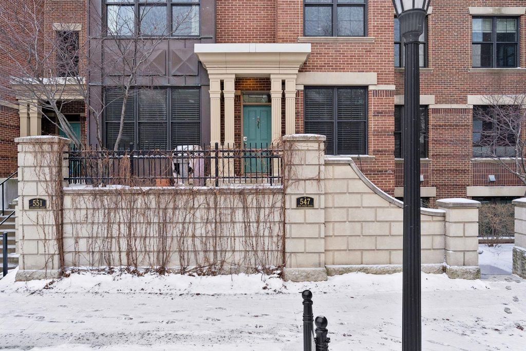 Photo of 547 S 10th Street, Minneapolis, MN 55404 (MLS # 7016305)