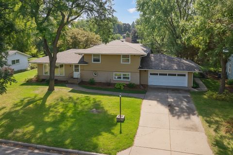 958 Woodlynn Avenue Roseville MN 55113