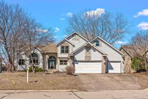 1212 Earley Shores Lane Burnsville MN 55306