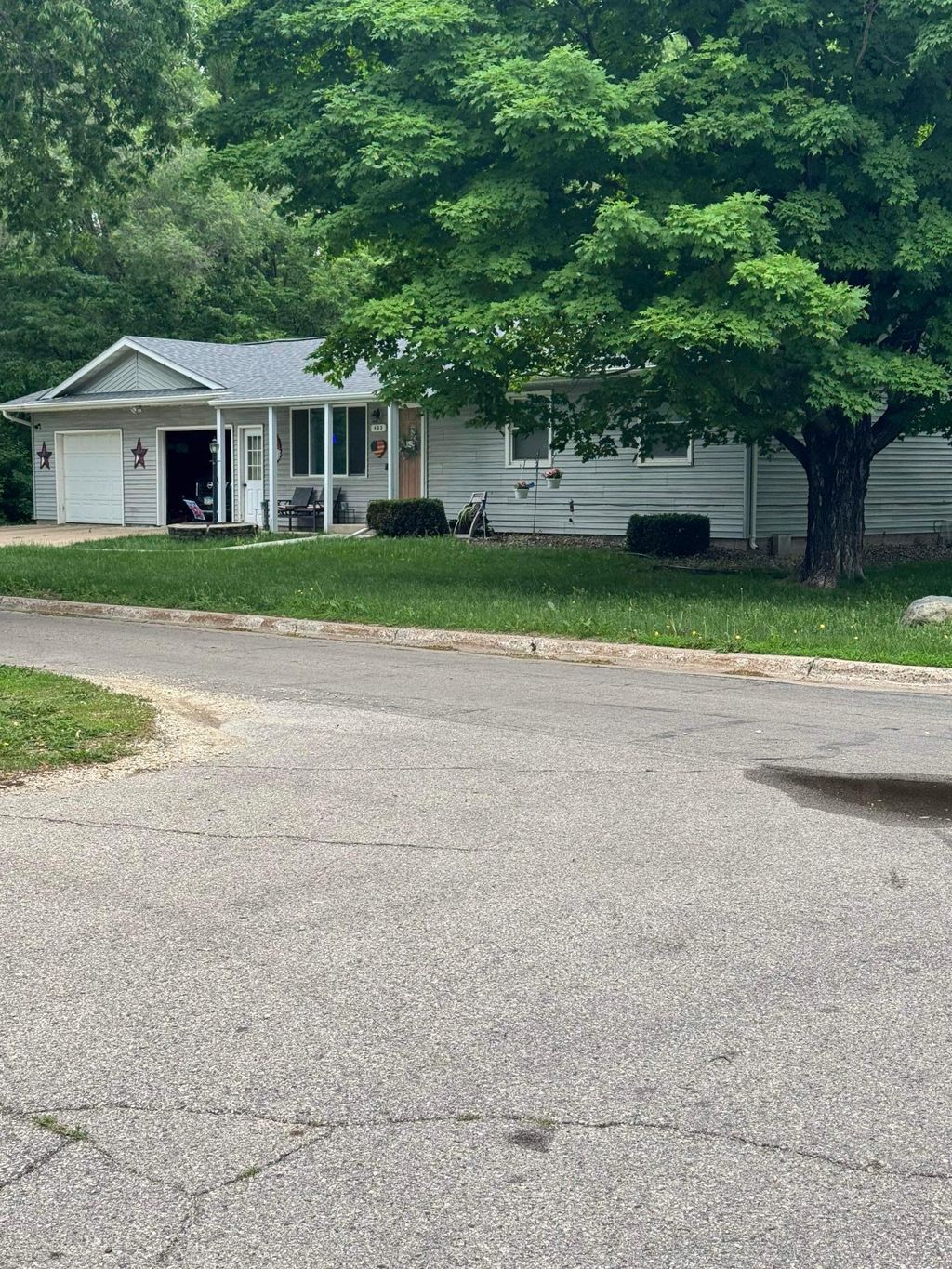 Photo of 455 Maple Lawn Avenue, Faribault, MN 55021 (MLS # 7100890)