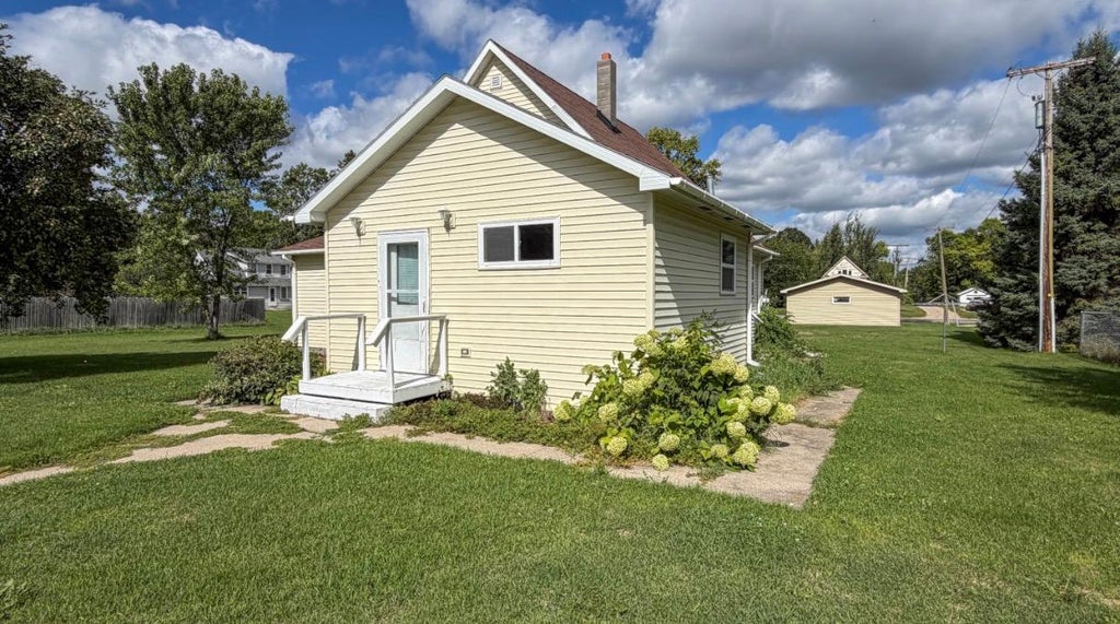 Photo of 356 Oak Street, Gonvick, MN 56644 (MLS # 7141895)