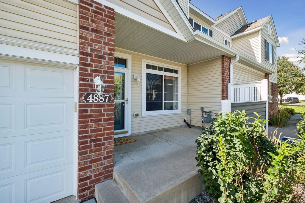 Photo of 4887 Bivens Court #9706, Inver Grove Heights, MN 55076 (MLS # 7149697)