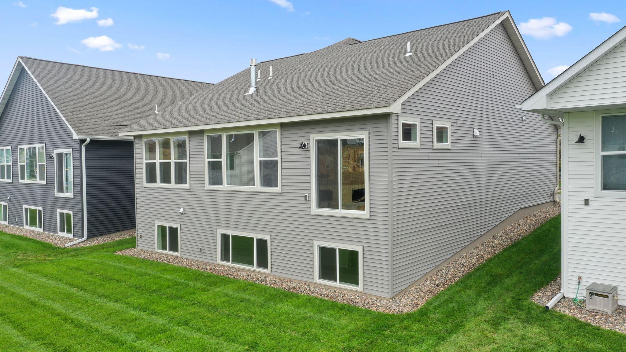 4883 127th Circle NE