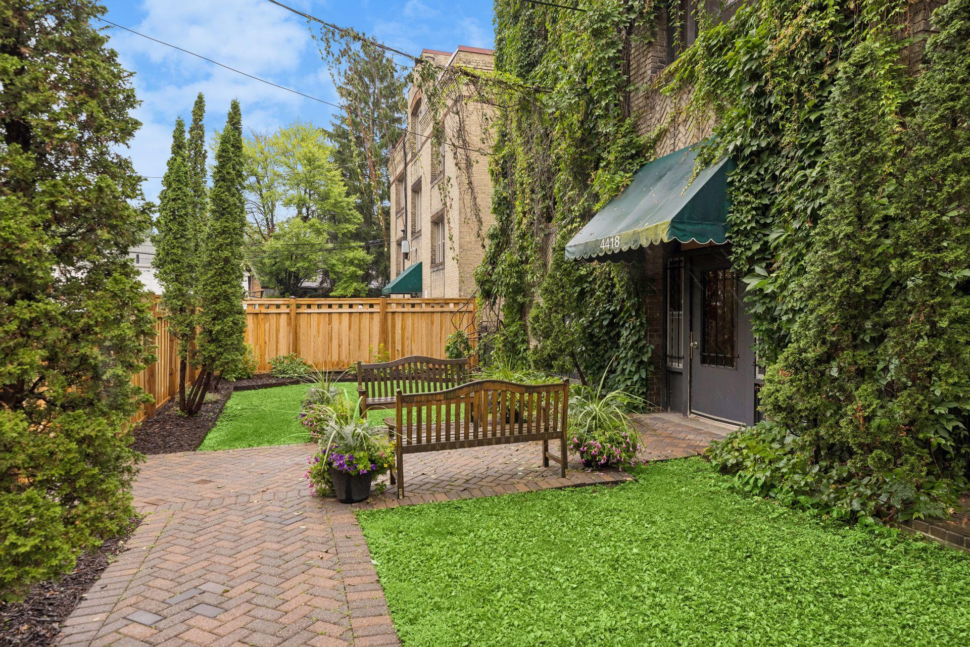 4418 W Lake Harriet Parkway 205