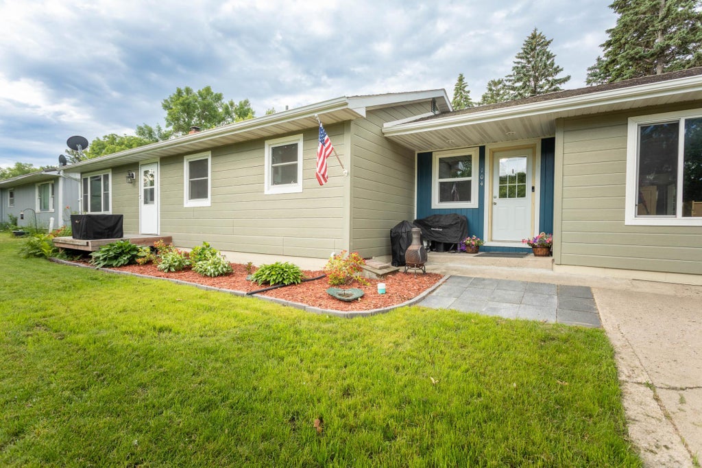 Photo of 104 4th Street E, Brandon, MN 56315 (MLS # 7103851)