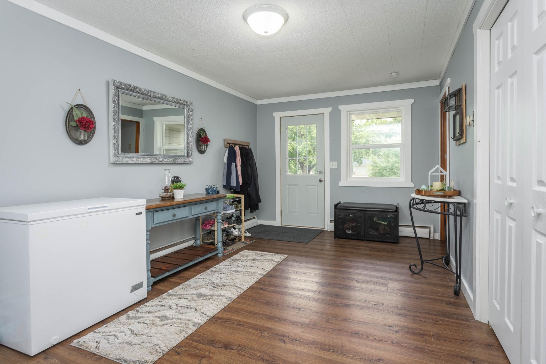 104 4th Street E