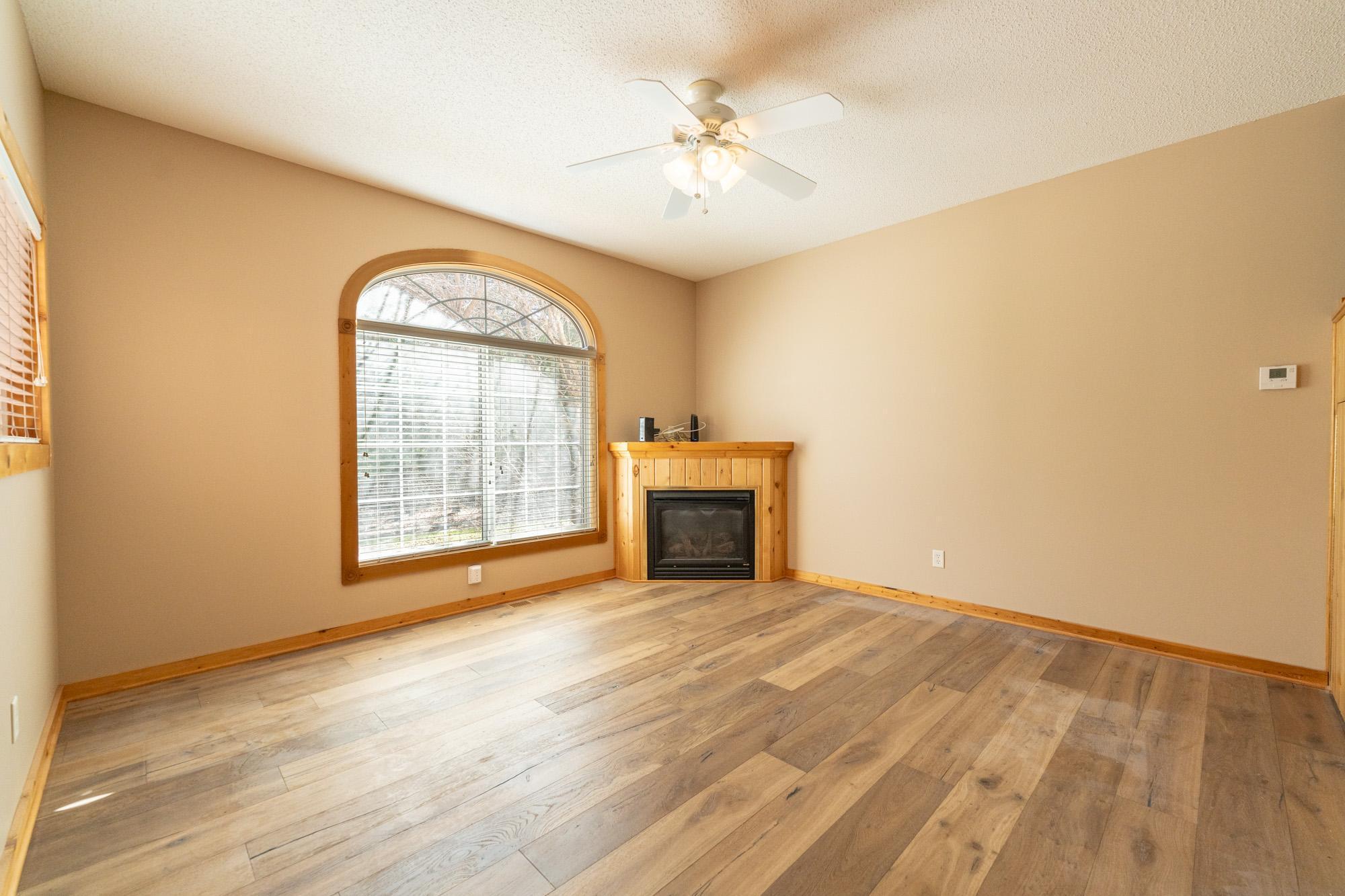 11525 Bay Pointe Drive 4B