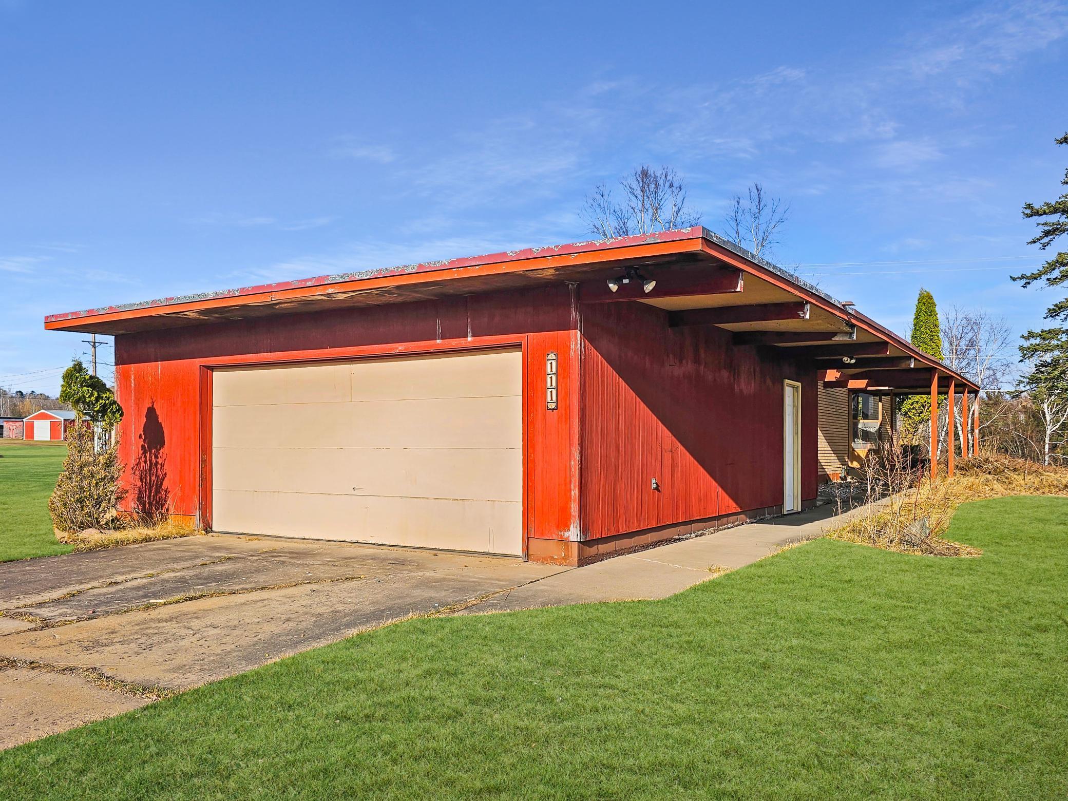 111 8th Avenue N