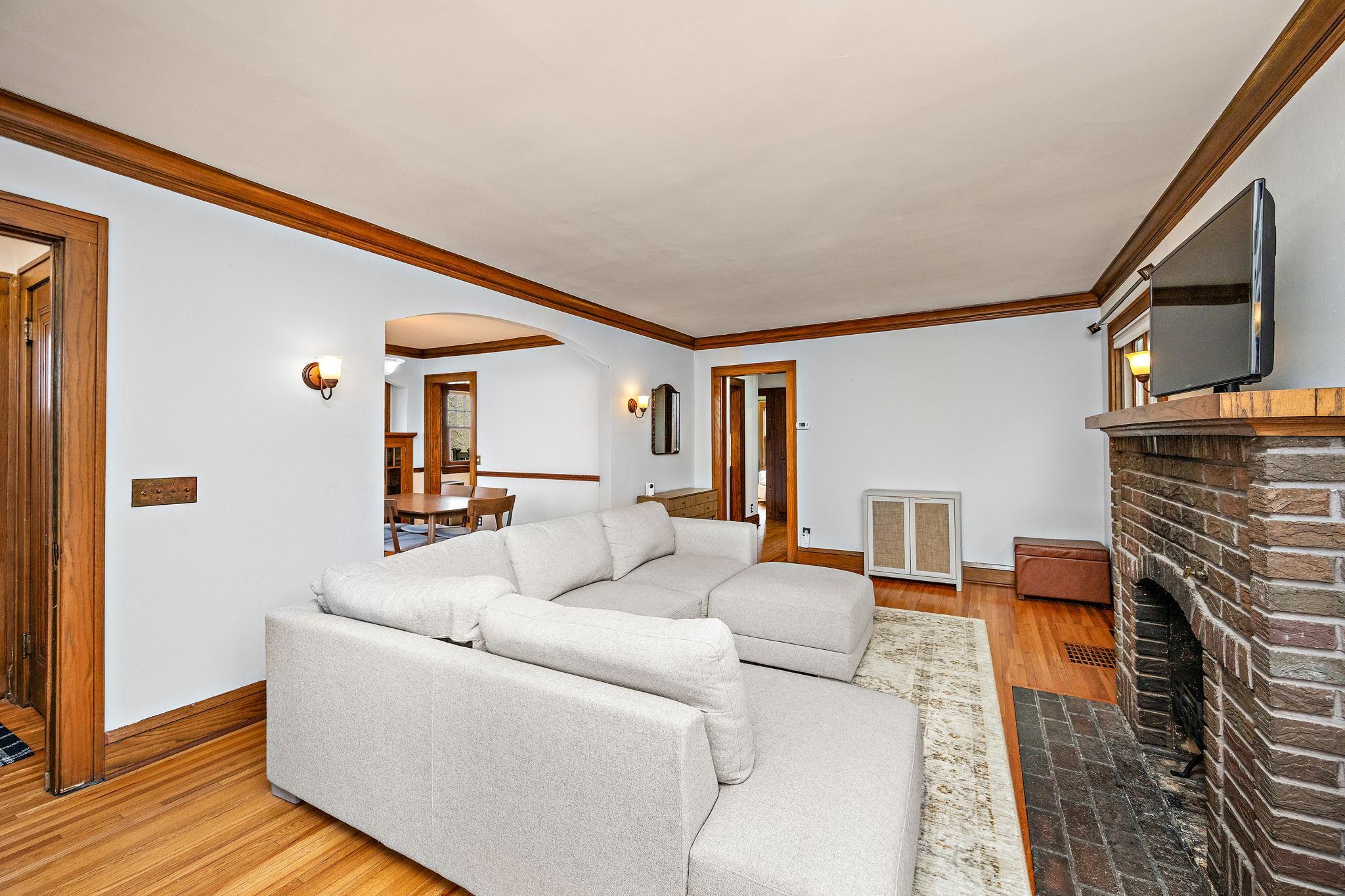 5315 Abbott Avenue S