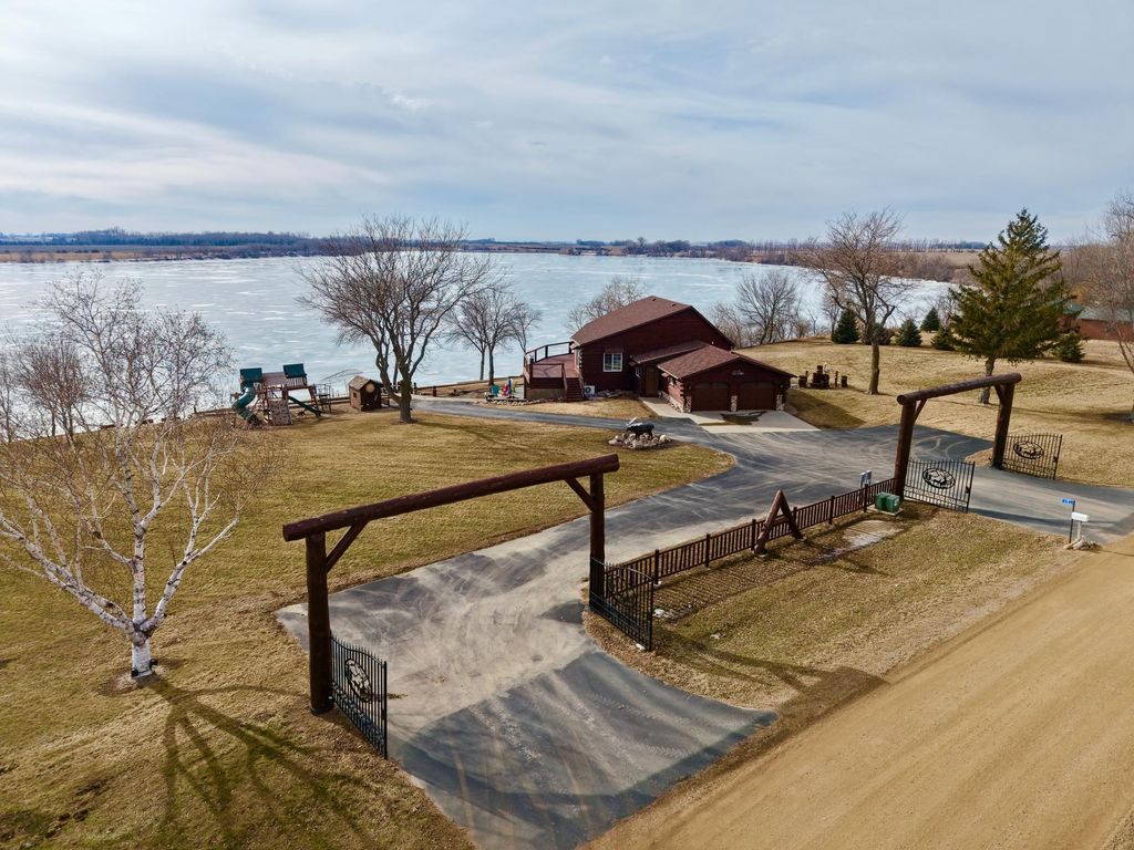 Photo of 11 Lime Lake Drive, Avoca, MN 56114 (MLS # 7018959)