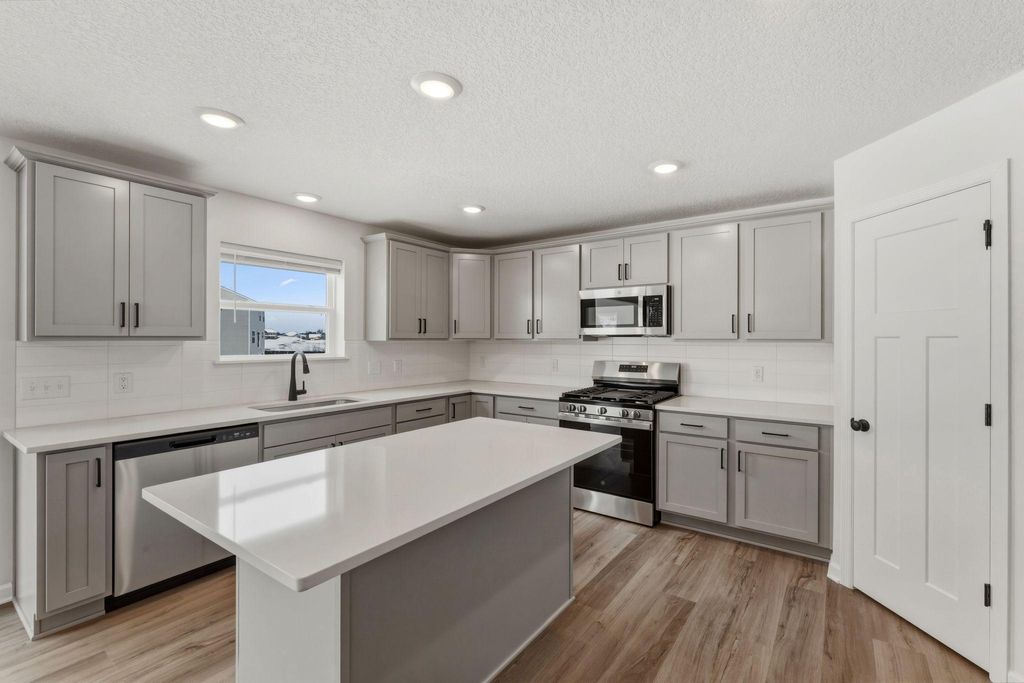 Photo of 11610 16th Circle NE, Saint Michael, MN 55376 (MLS # 7064759)