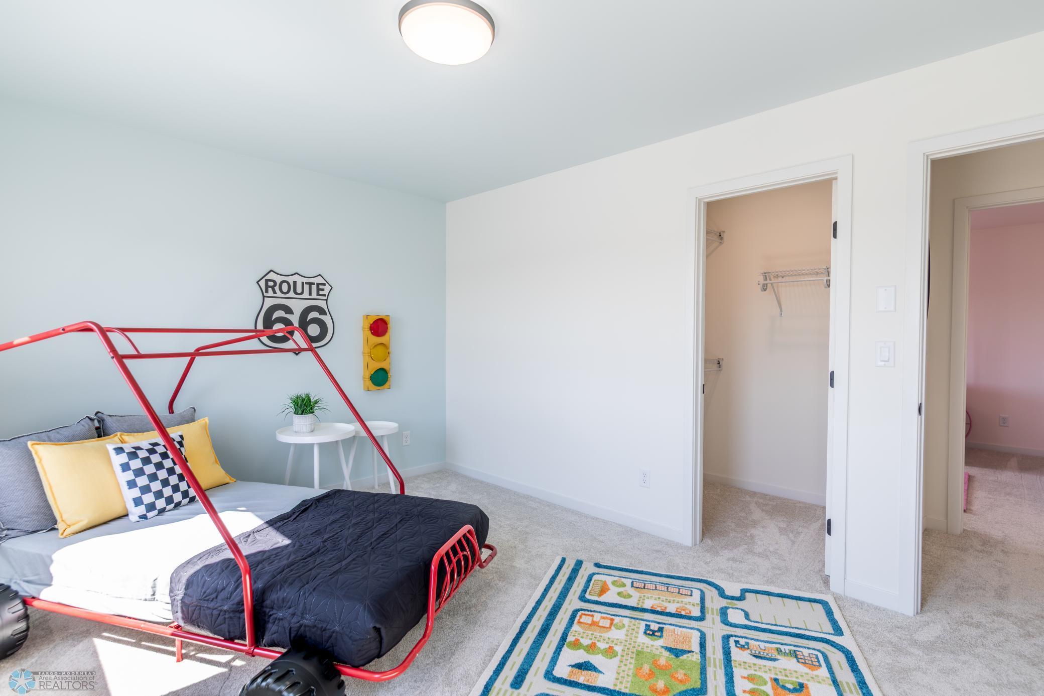 Horace, North Dakota 58047, United States, 4 Bedrooms Bedrooms, ,3 BathroomsBathrooms,Residential,Pending Sale,257251