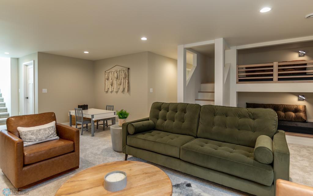 Horace, North Dakota 58047, United States, 4 Bedrooms Bedrooms, ,3 BathroomsBathrooms,Residential,Pending Sale,257251