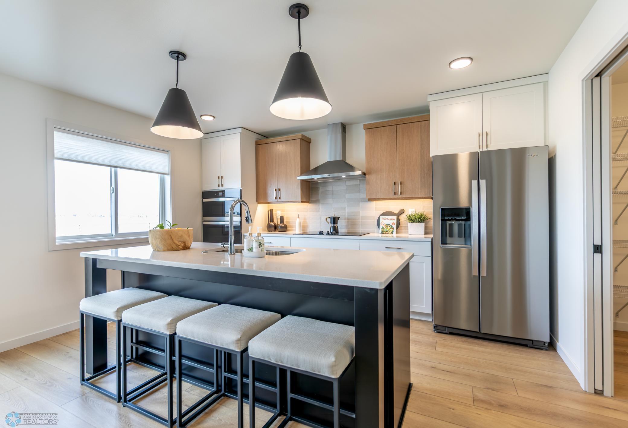 Horace, North Dakota 58047, United States, 4 Bedrooms Bedrooms, ,3 BathroomsBathrooms,Residential,Pending Sale,257251