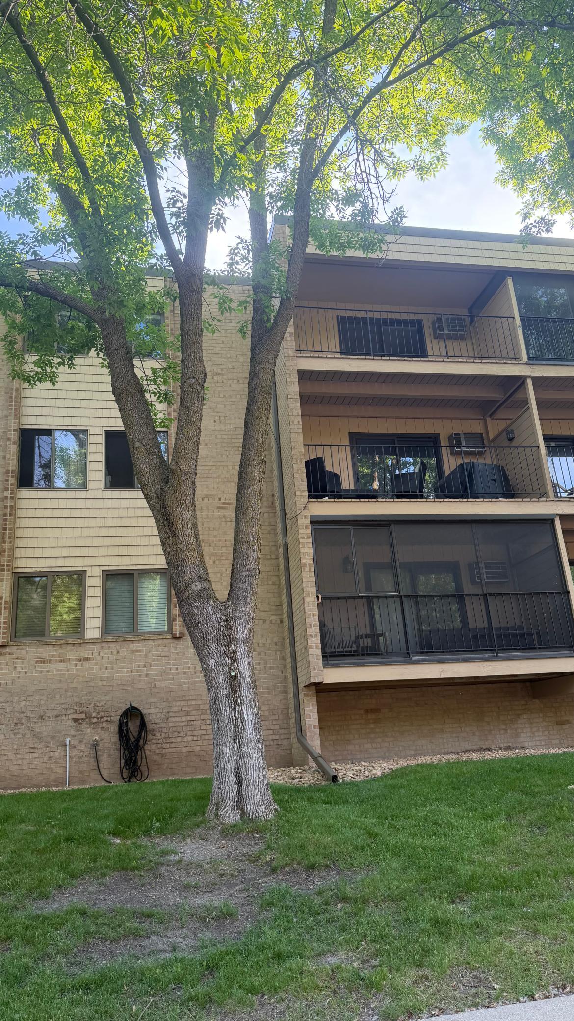 5627 Green Circle Drive 219
