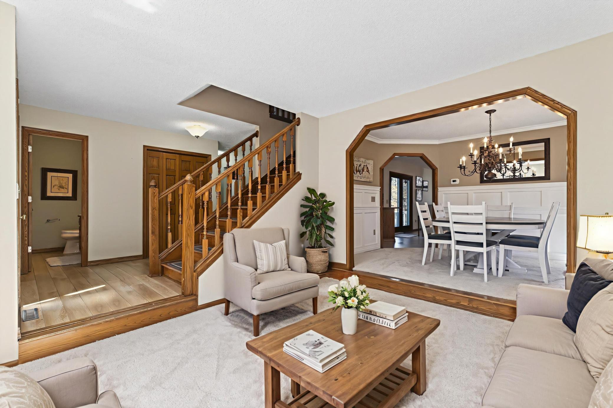 21169 York Street NW