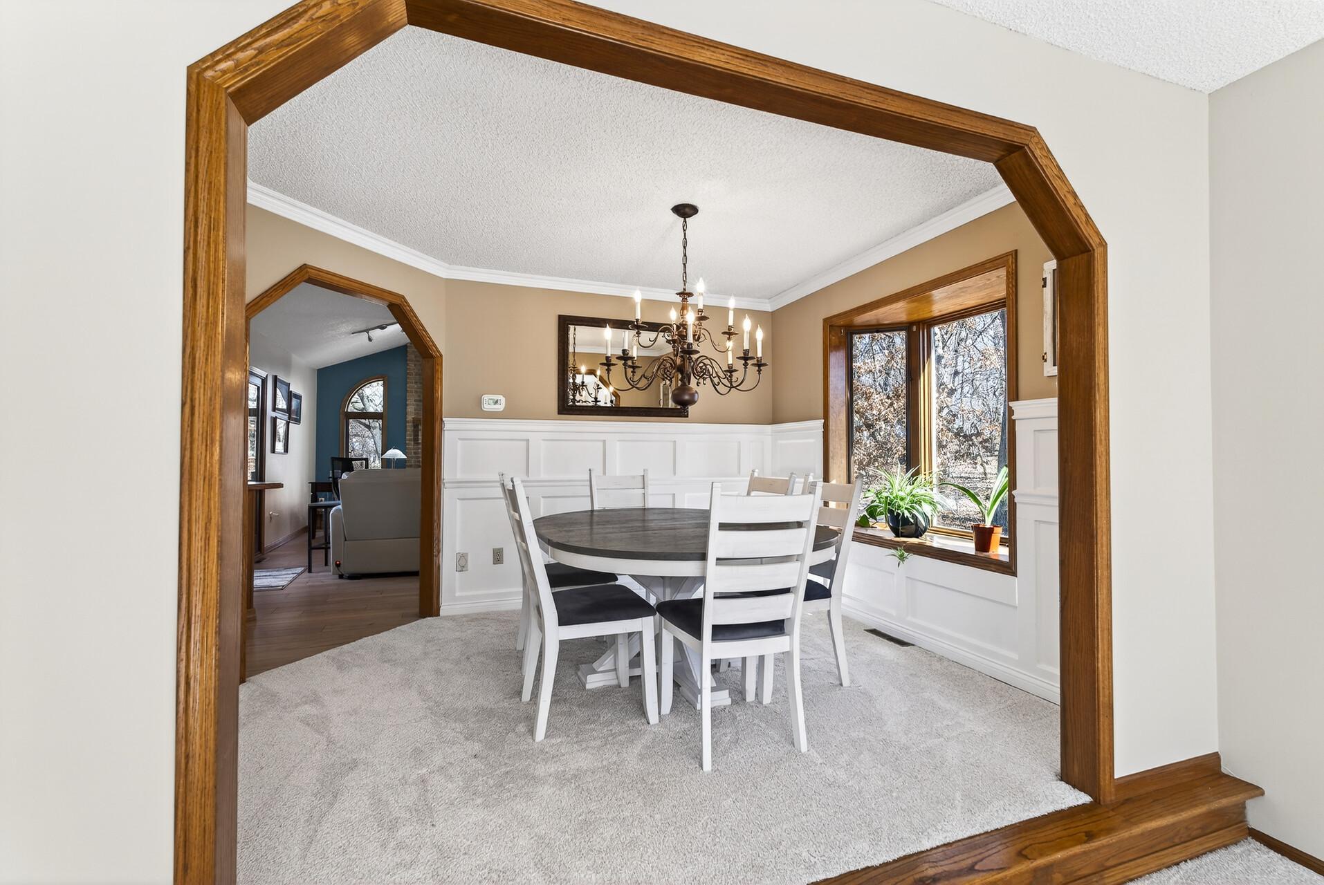 21169 York Street NW