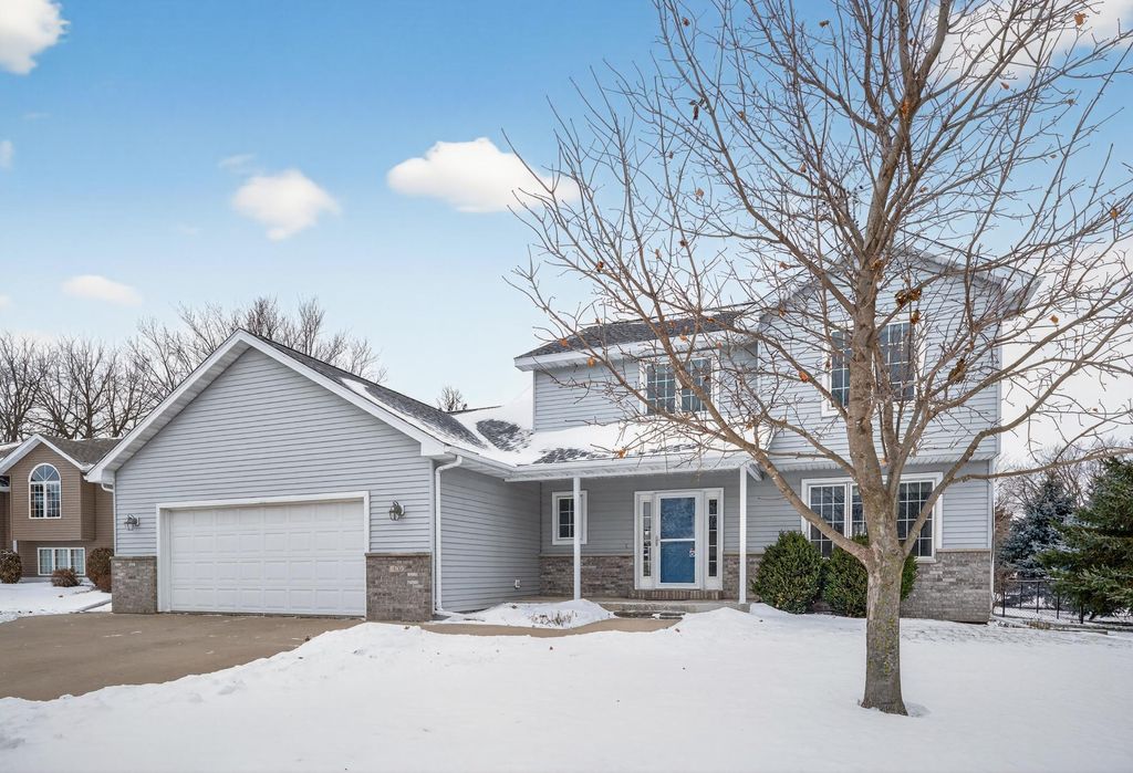 Photo of 420 5th Street NE, Plainview, MN 55964 (MLS # 7001838)