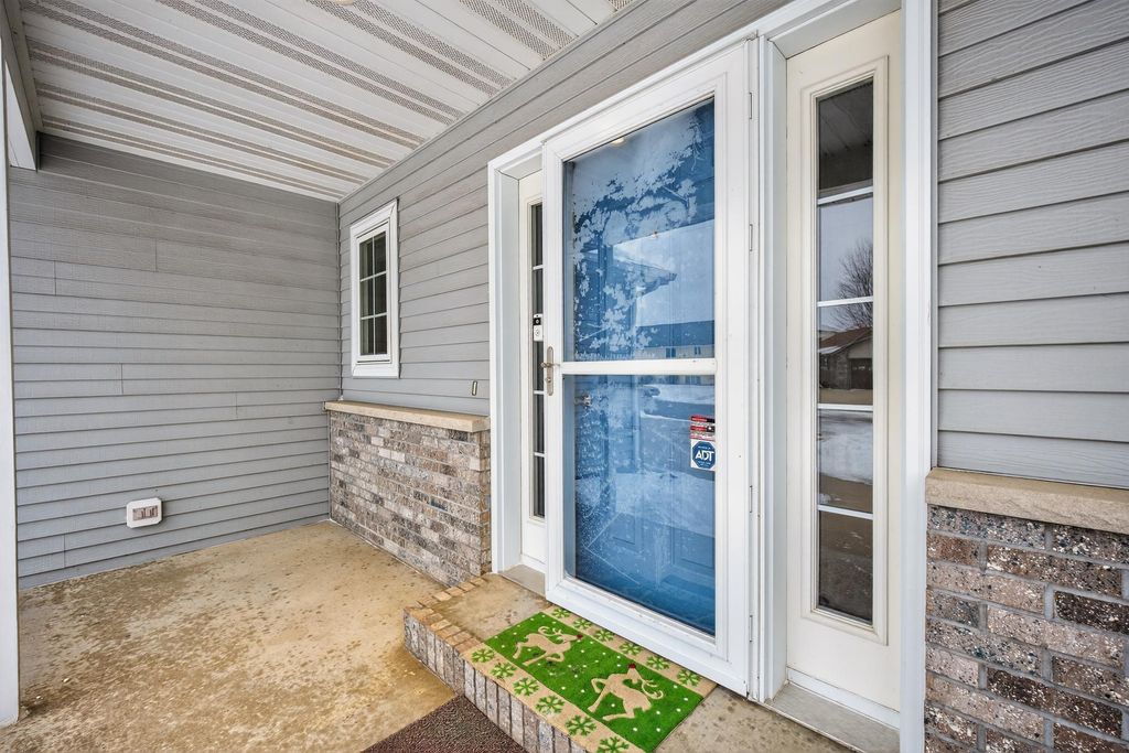 Photo of 420 5th Street NE, Plainview, MN 55964 (MLS # 7001838)