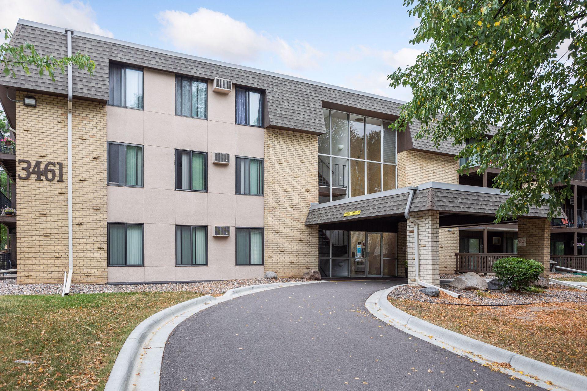 3461 Kent Street 1209