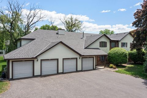 1002 Heritage Court E 402 Vadnais Heights MN 55127