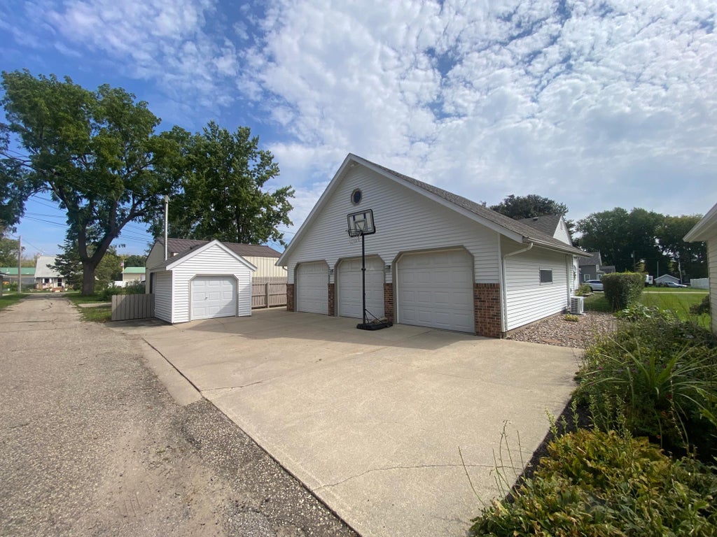 Photo of 111 Dover Street N, Dover, MN 55929 (MLS # 7132599)