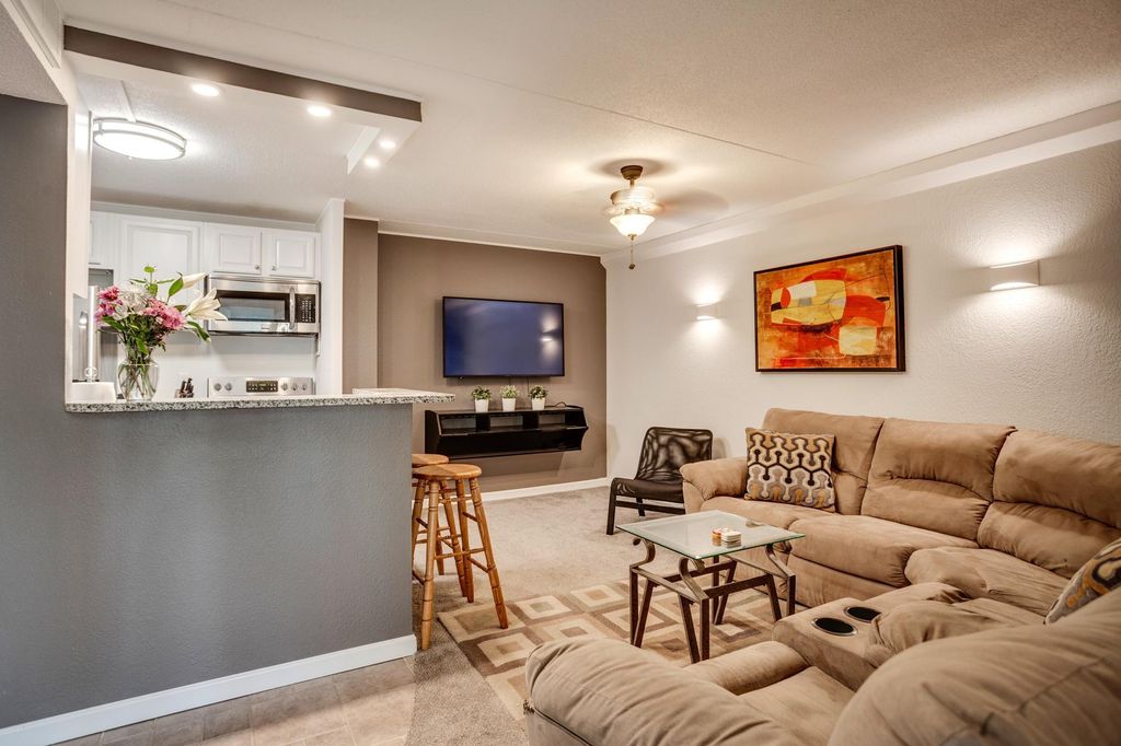 Photo of 1920 S 1st Street #202, Minneapolis, MN 55454 (MLS # 6811471)