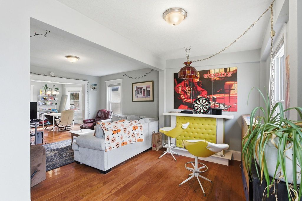 Photo of 1100 12th Avenue SE, Minneapolis, MN 55414 (MLS # 7077334)