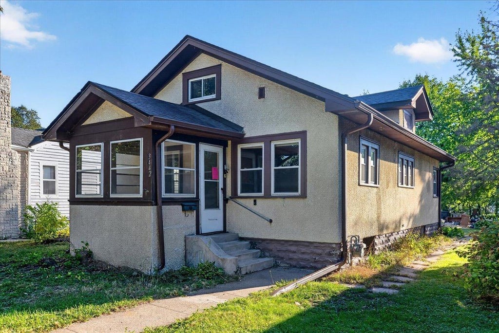 Photo of 3442 Logan Avenue N, Minneapolis, MN 55412 (MLS # 7148318)