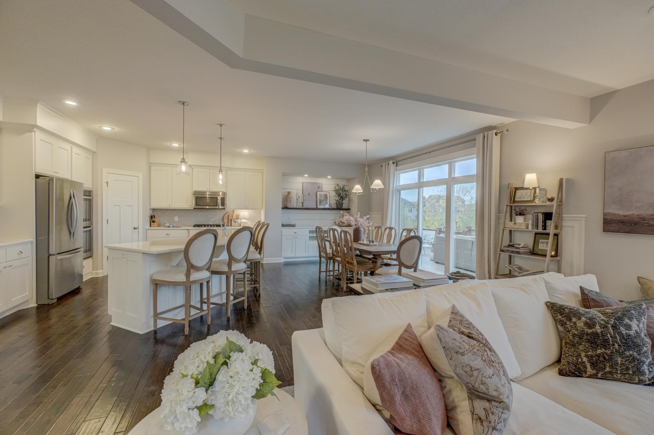 4798 Prairie Trail N