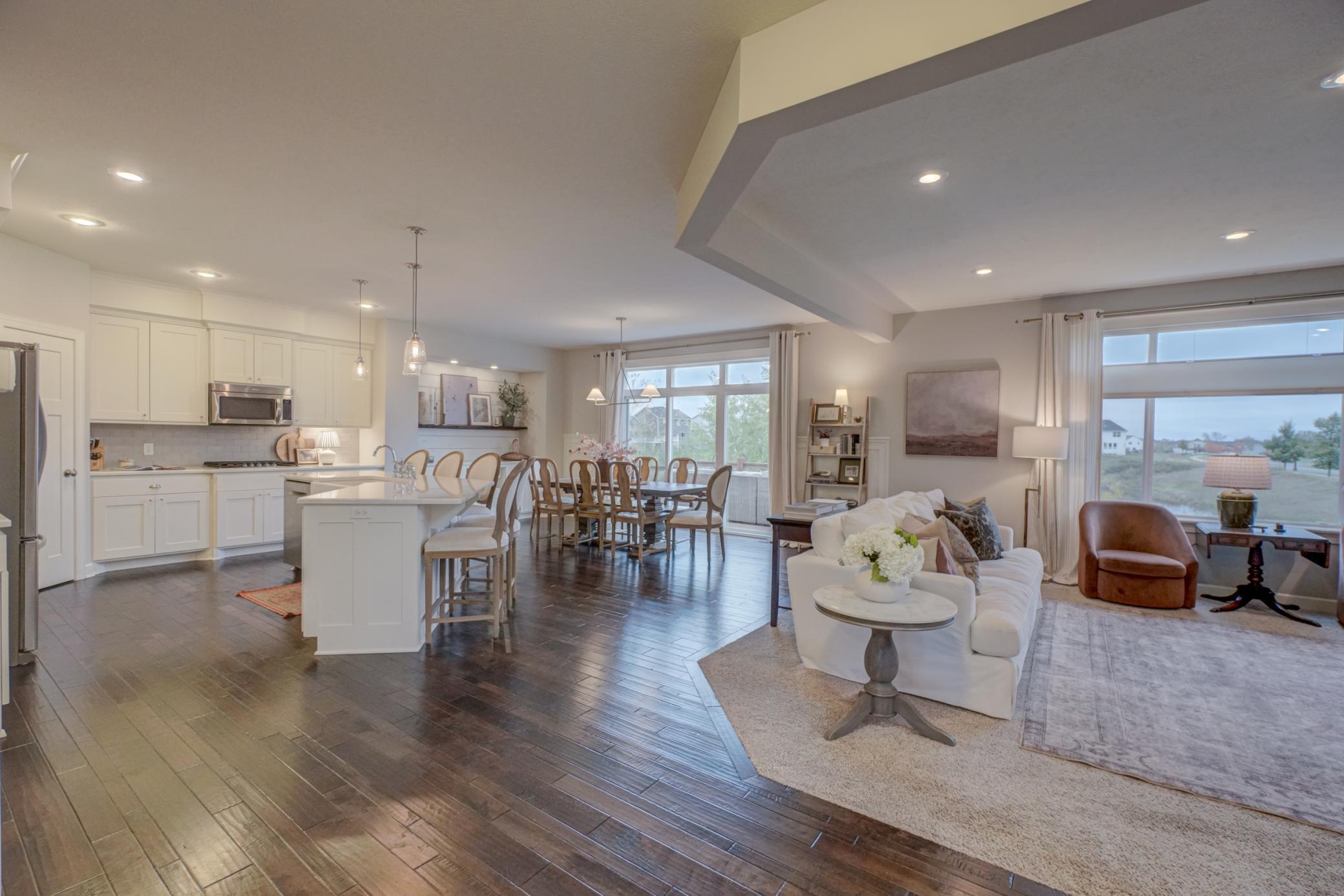 4798 Prairie Trail N