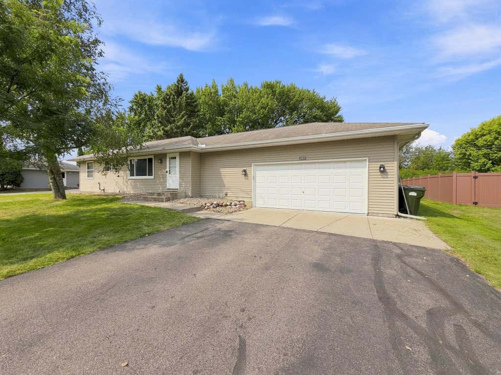 Photo of 14615 Delft Avenue W, Rosemount, MN 55068 (MLS # 7124925)