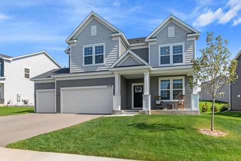 10318 McGregor Boulevard Woodbury MN 55129