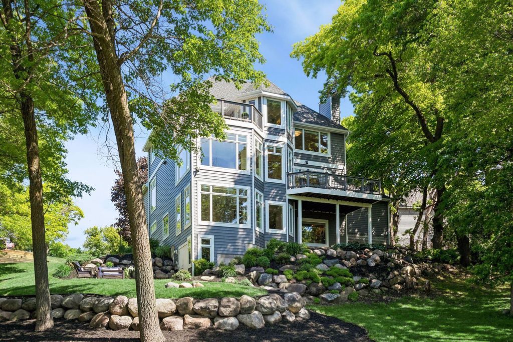 Photo of 18706 Kanabec Court, Lakeville, MN 55044 (MLS # 7106331)