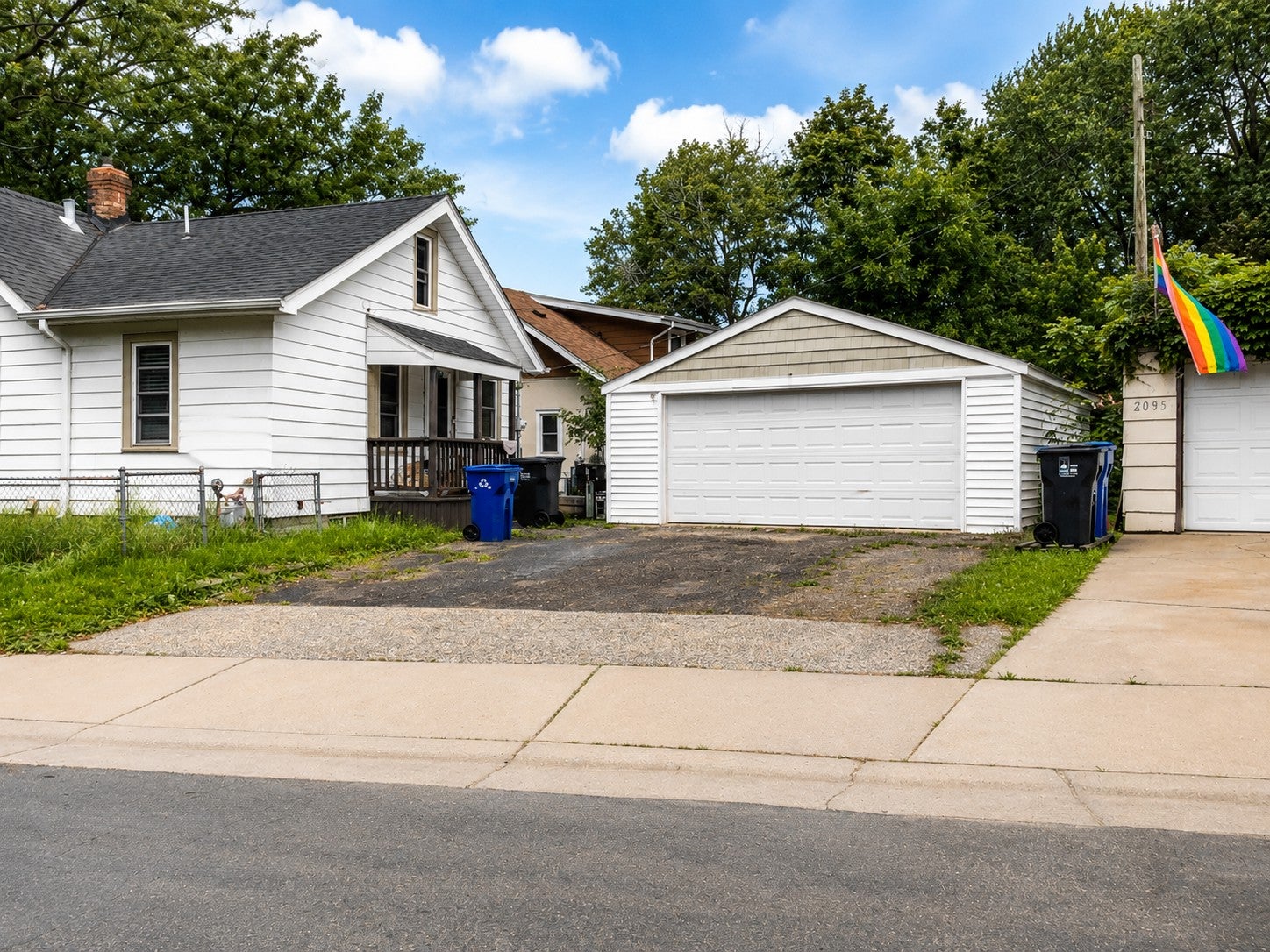 812 Pedersen Street