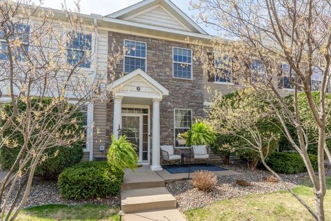 1586 Woodlynn Avenue 2 Maplewood MN 55109