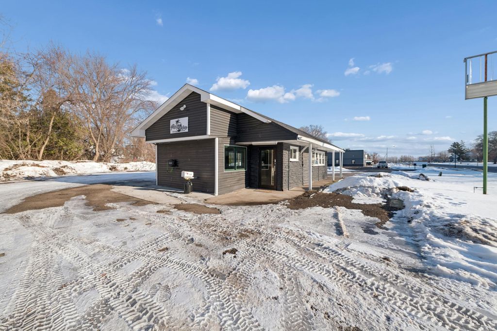 Photo of 509 Main Street N, Cambridge, MN 55008 (MLS # 7021231)