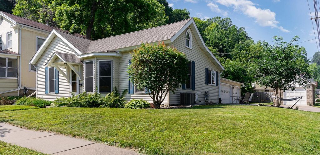 Photo of 418 Franklin Street, Red Wing, MN 55066 (MLS # 7049605)