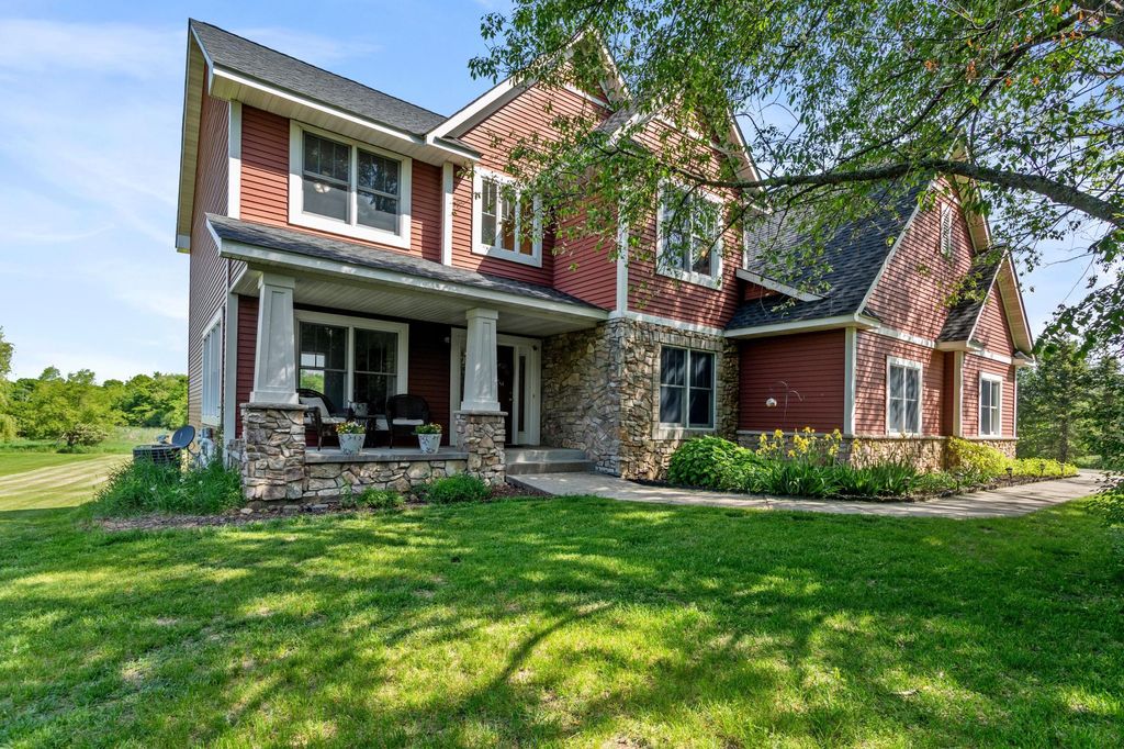 Photo of 1454 166th Avenue, New Richmond, WI 54017 (MLS # 7083676)