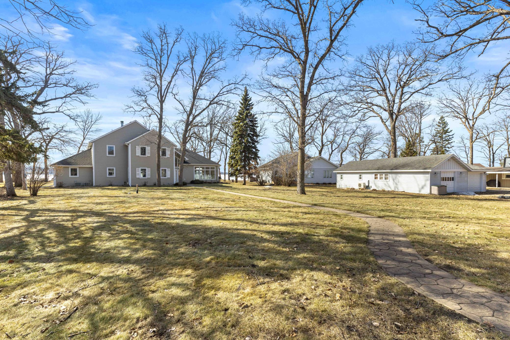 Detroit Lakes, Minnesota, 56501, United States, 6 Bedrooms Bedrooms, ,3 BathroomsBathrooms,Residential,Active,2031038