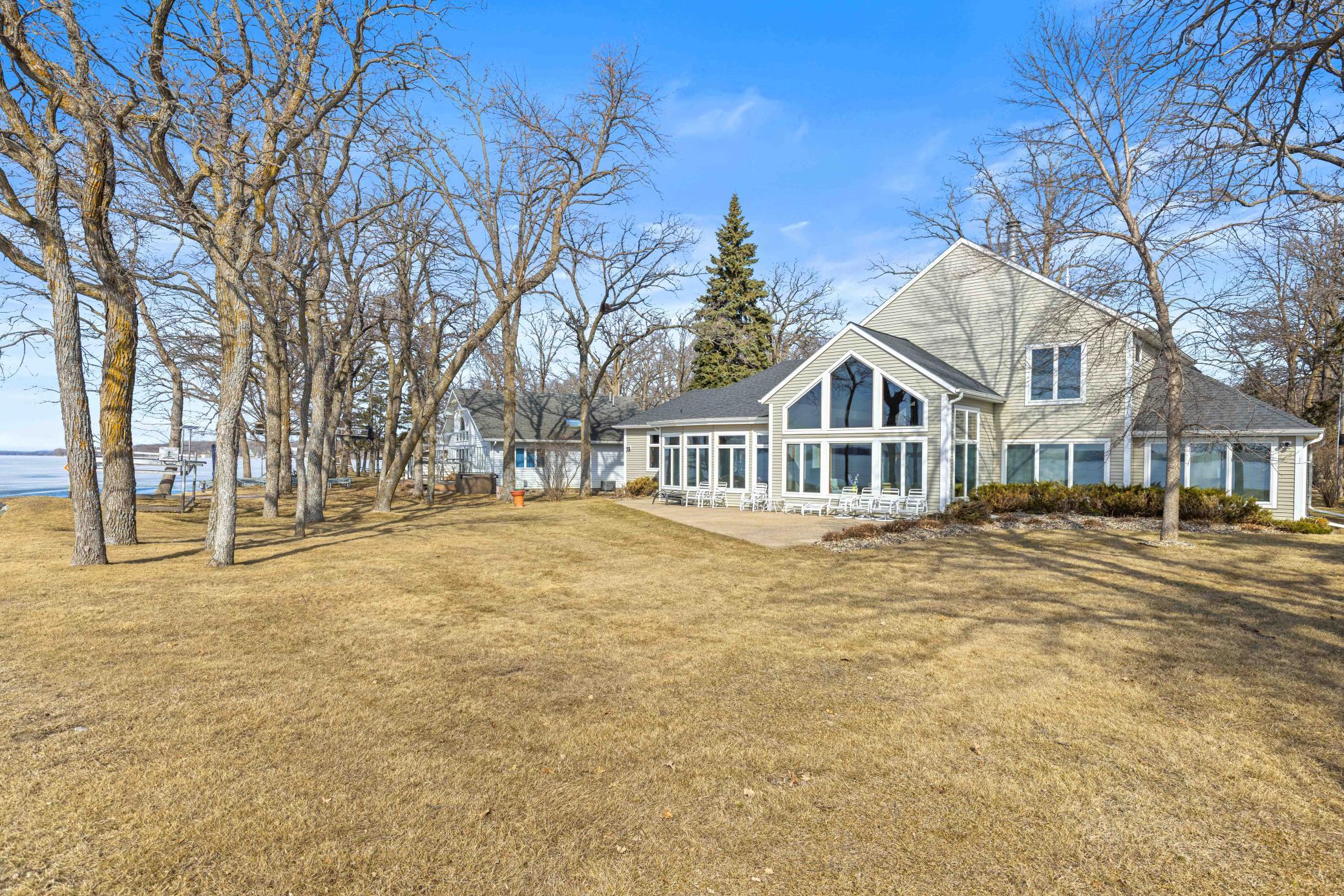 Detroit Lakes, Minnesota, 56501, United States, 6 Bedrooms Bedrooms, ,3 BathroomsBathrooms,Residential,Active,2031038