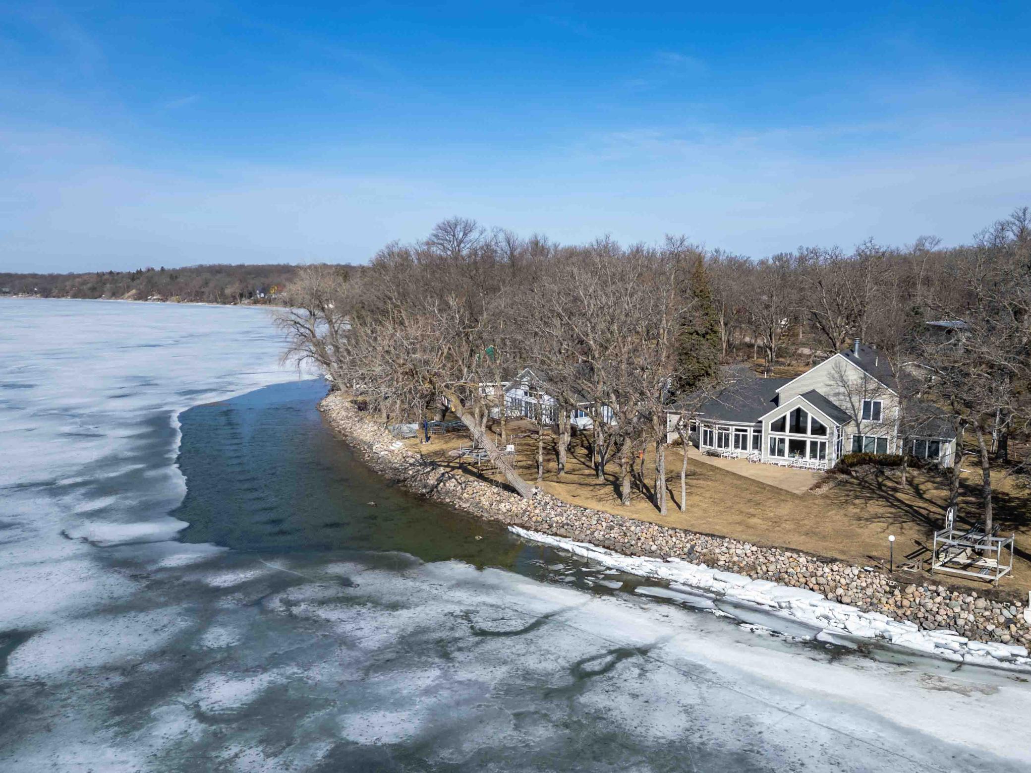 Detroit Lakes, Minnesota, 56501, United States, 6 Bedrooms Bedrooms, ,3 BathroomsBathrooms,Residential,Active,2031038