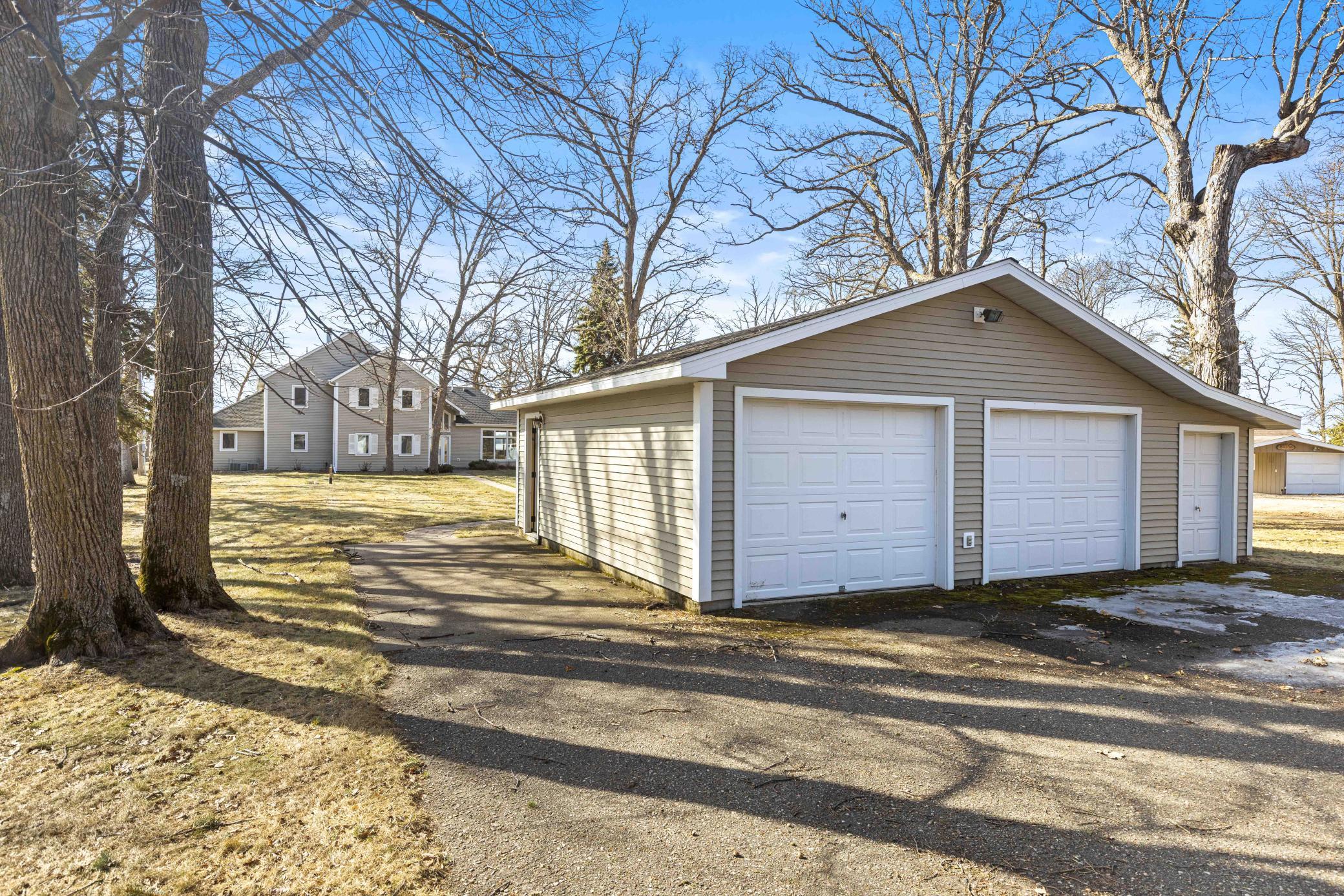 Detroit Lakes, Minnesota, 56501, United States, 6 Bedrooms Bedrooms, ,3 BathroomsBathrooms,Residential,Active,2031038